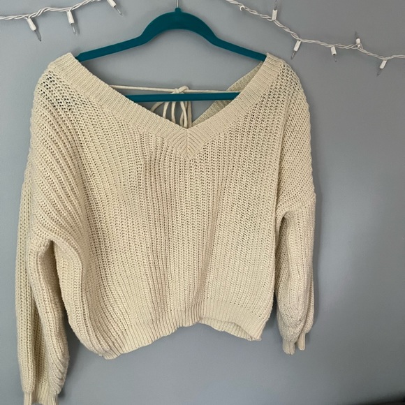 Two sweaters! - Picture 6 of 6